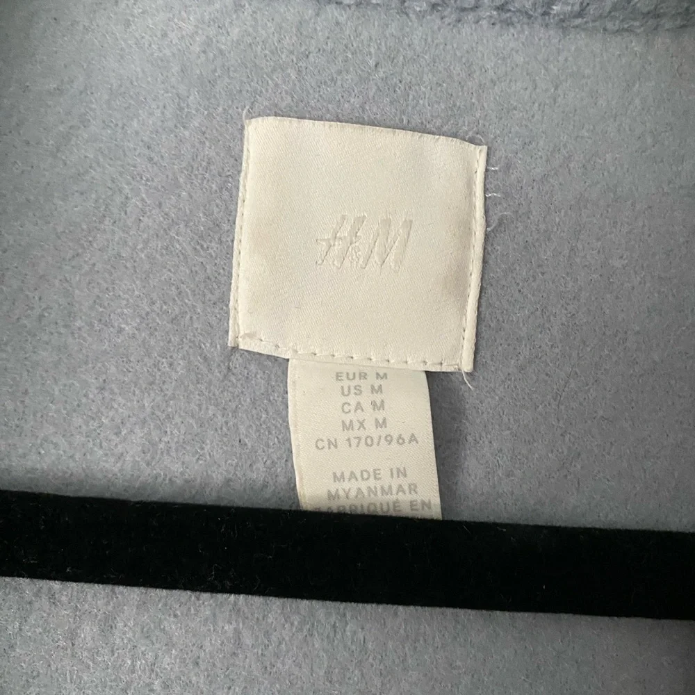H&M Shacket - Picture 4 of 5